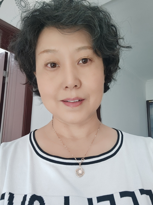 甜果的第一张照片--深圳相亲服务中心