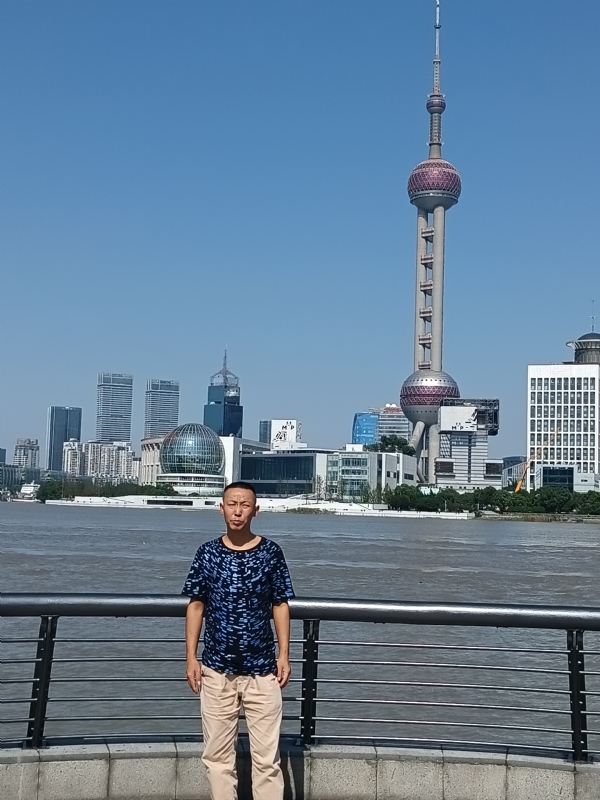 伪装浪漫的第一张照片--深圳相亲服务中心