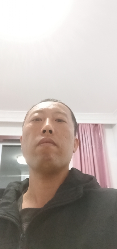 月上云端的第一张照片--深圳相亲服务中心