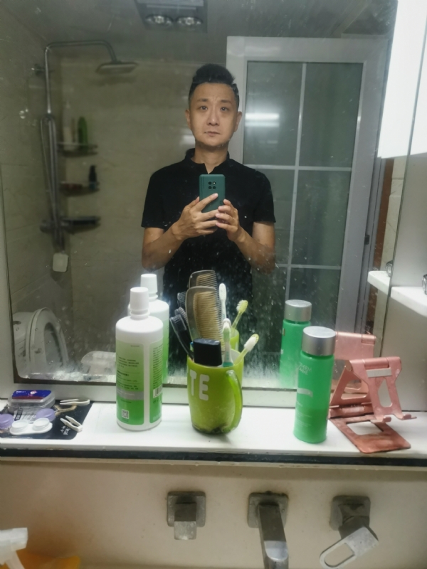 龙少的第一张照片--深圳相亲服务中心