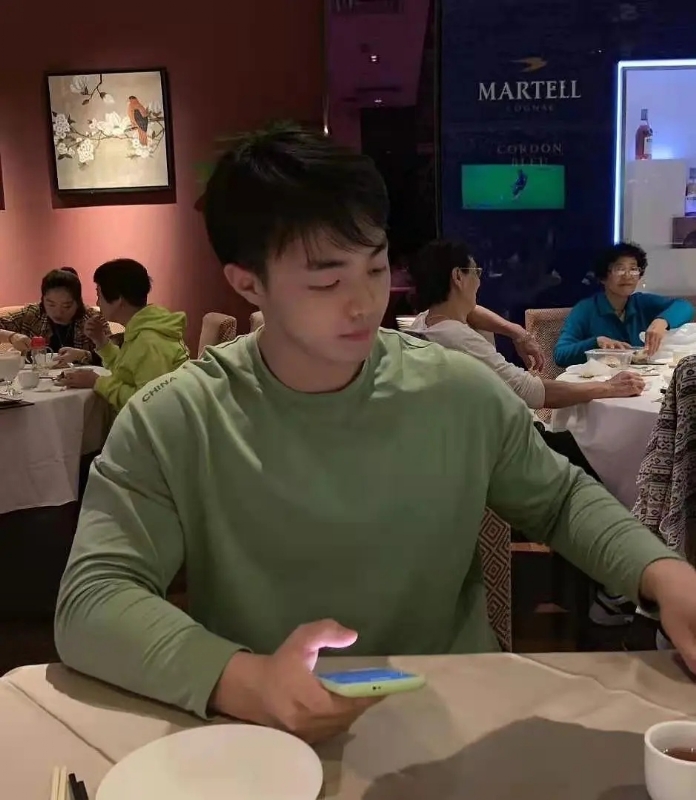 la的第一张照片--深圳相亲服务中心