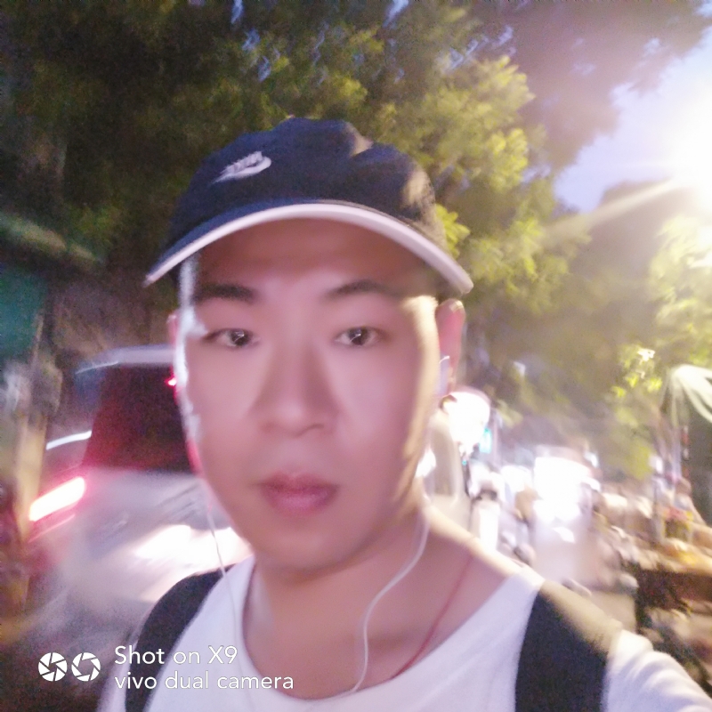 心跳男孩的第一张照片--深圳相亲服务中心