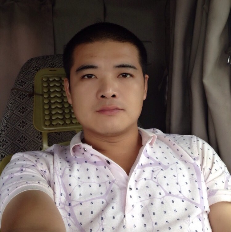 逍遥驾车人的第一张照片--深圳相亲服务中心