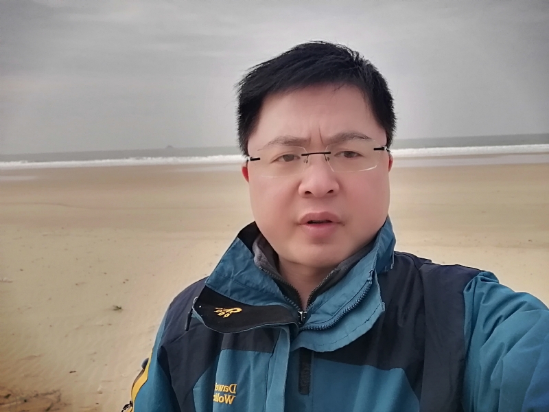 萧三歌的第一张照片--深圳相亲服务中心
