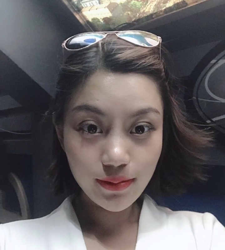 春暖花开的第一张照片--深圳相亲服务中心