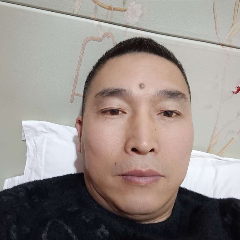痴情男的第一张照片--深圳相亲服务中心