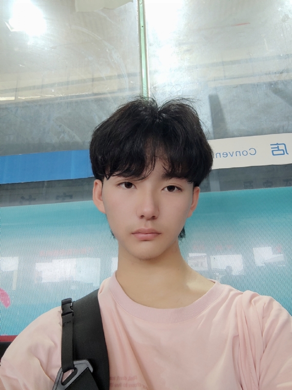 钱嘉豪的第二张照片--深圳相亲服务中心