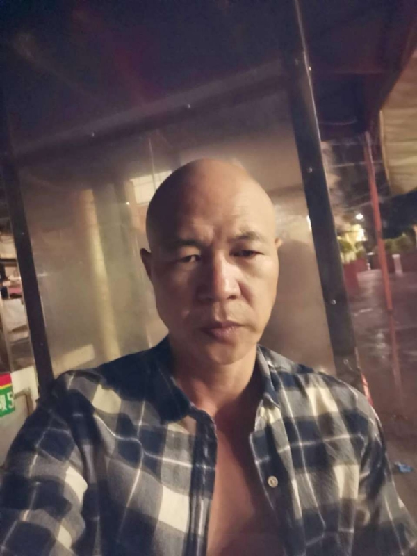 黑马的第一张照片--深圳相亲服务中心
