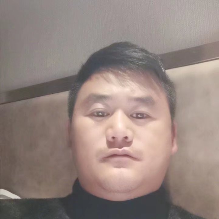 奔跑的第一张照片--深圳相亲服务中心