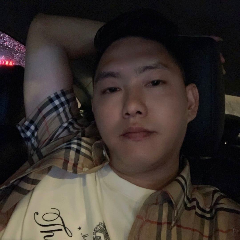 平淡的鸽子的第一张照片--深圳相亲服务中心