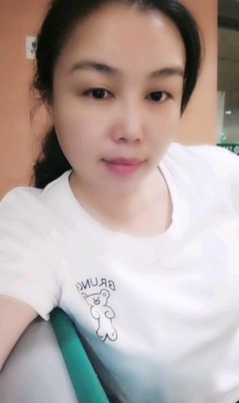 淡淡的云的第四张照片--深圳相亲服务中心