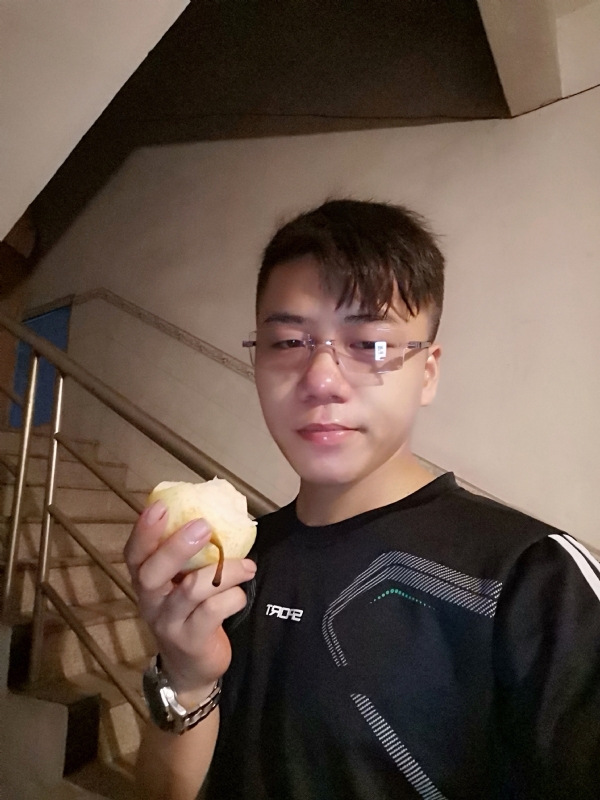 路过的第三张照片--深圳相亲服务中心