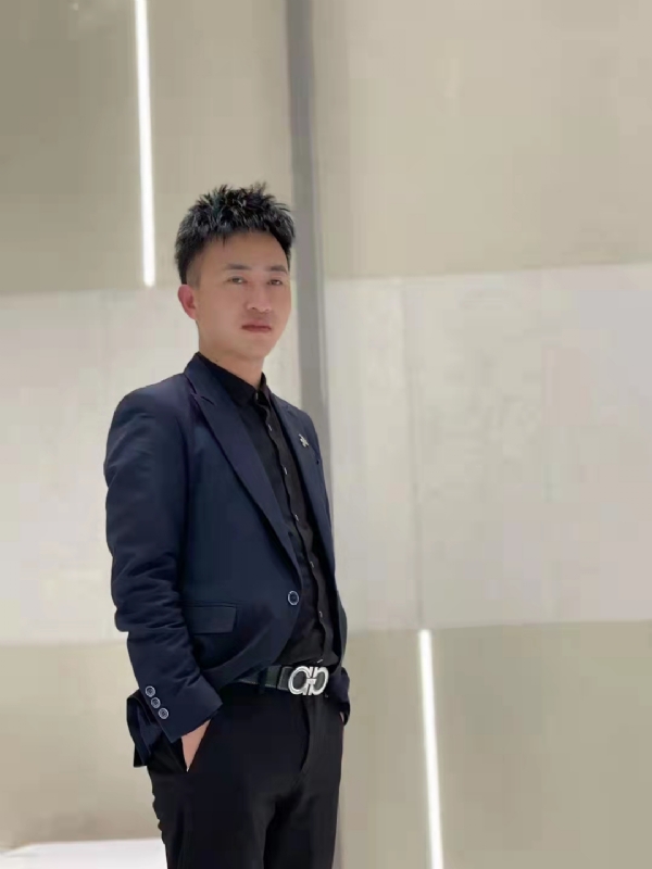 宋定鸿的第一张照片--深圳相亲服务中心