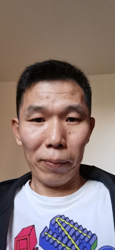 晃晃悠悠的第一张照片--深圳相亲服务中心