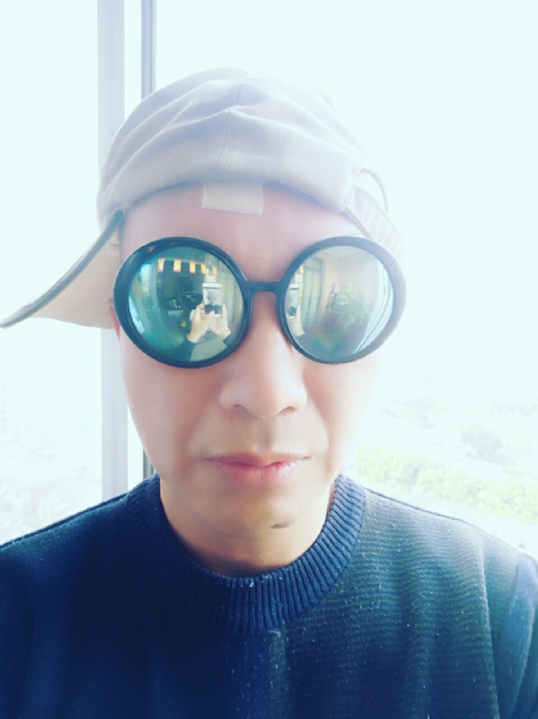 南方龙的第二张照片--深圳相亲服务中心