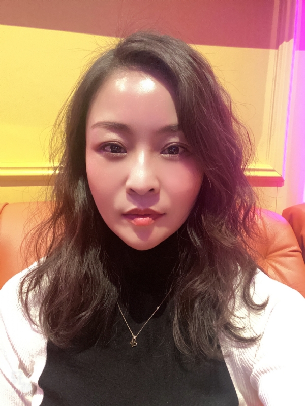 幸福的第一张照片--深圳相亲服务中心