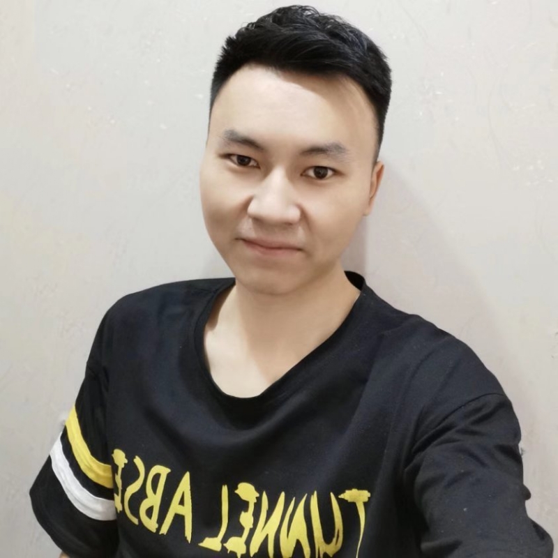 大男孩的第一张照片--深圳相亲服务中心