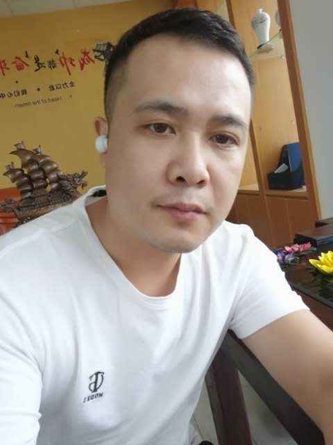 礼哥的第二张照片--深圳相亲服务中心