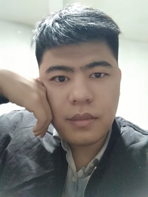 爱笑的人的第一张照片--深圳相亲服务中心