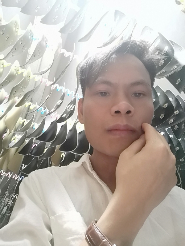 私垨的第一张照片--深圳相亲服务中心