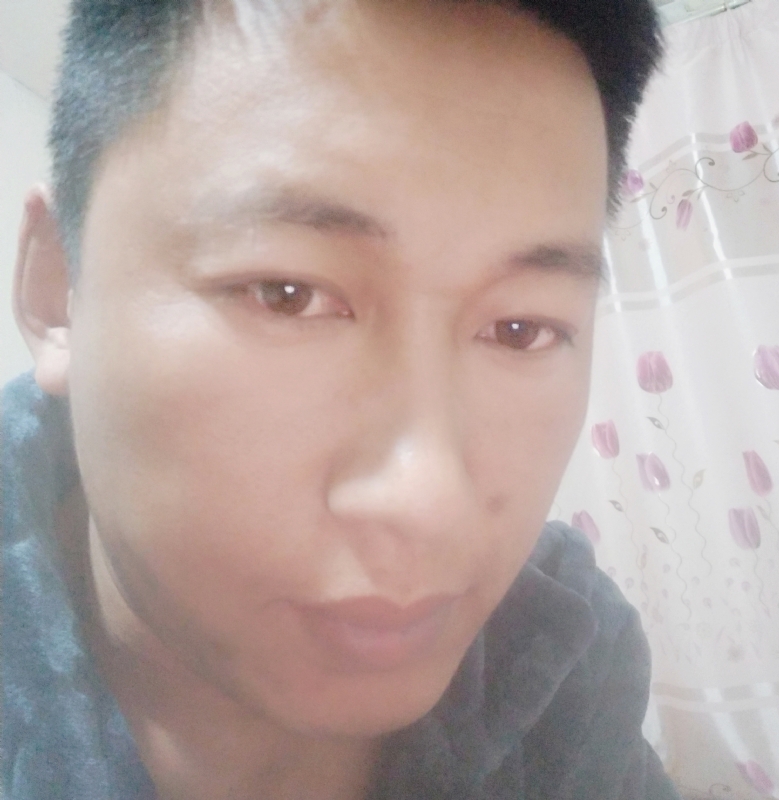 龙玉石缘的第一张照片--深圳相亲服务中心
