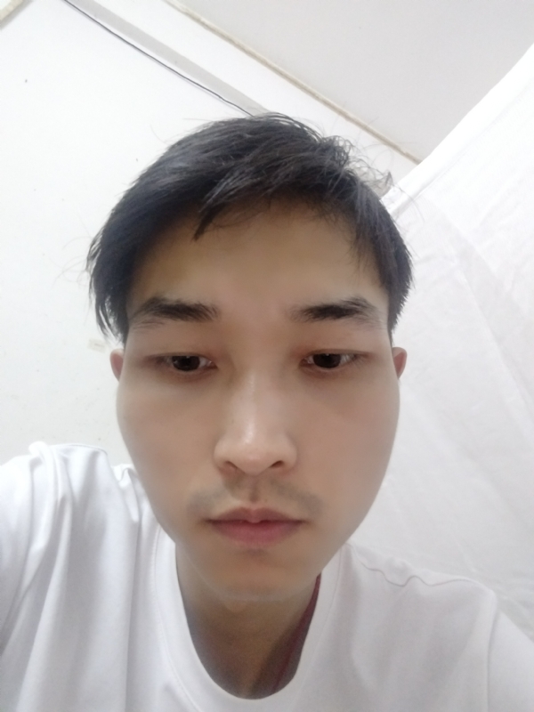 晴天的第二张照片--深圳相亲服务中心