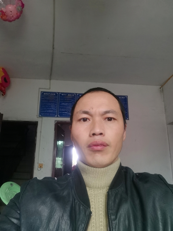 陈前的第一张照片--深圳相亲服务中心