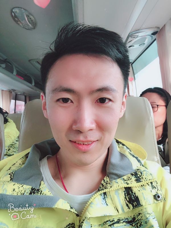 郭白白的第二张照片--深圳相亲服务中心