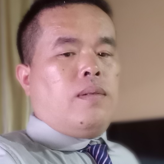 汉子的第一张照片--深圳相亲服务中心