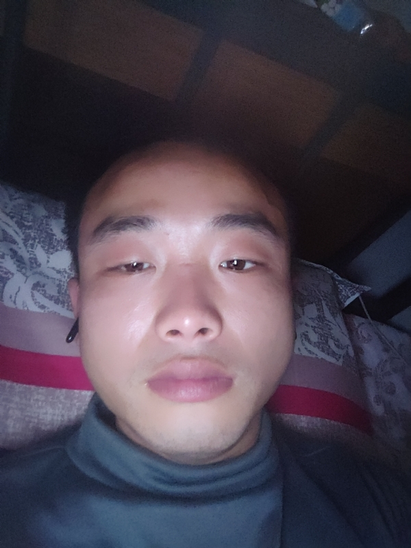 偏爱的第一张照片--深圳相亲服务中心