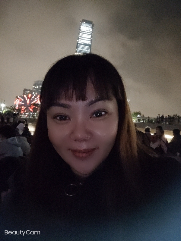candy的第二张照片--深圳相亲服务中心