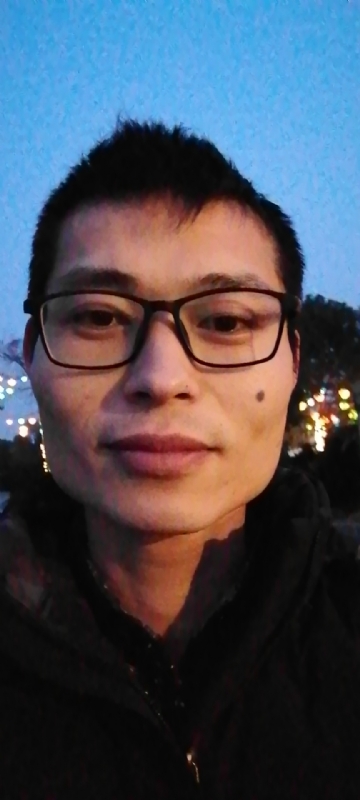 我是会飞的龙的第一张照片--深圳相亲服务中心