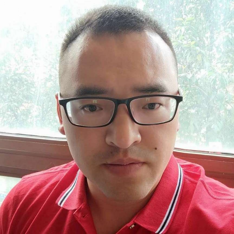 只愿得一人心的第二张照片--深圳相亲服务中心