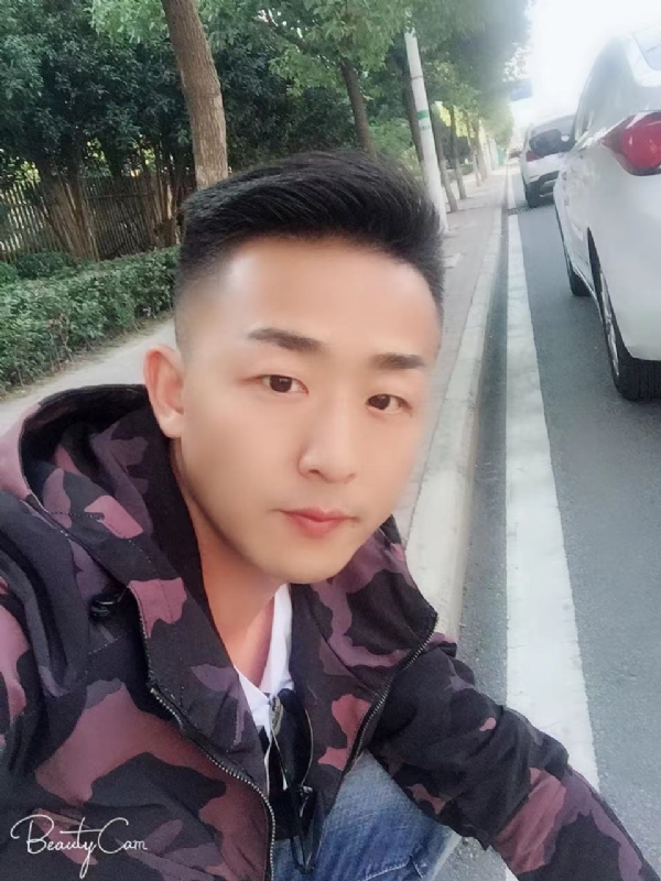 归心的第二张照片--深圳相亲服务中心