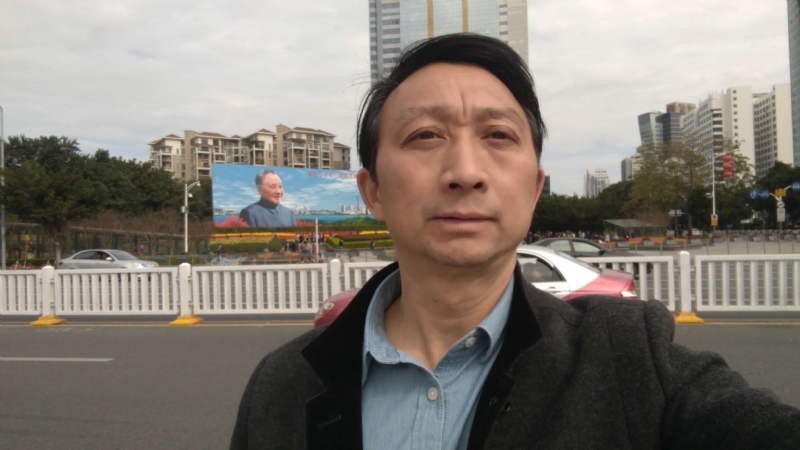 爱在深秋的第一张照片--深圳相亲服务中心