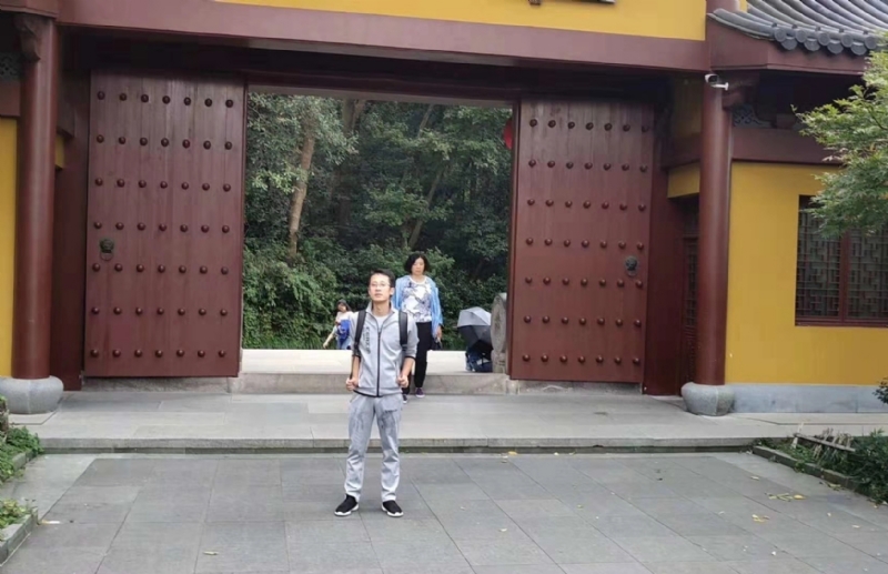 木林森的第一张照片--深圳相亲服务中心