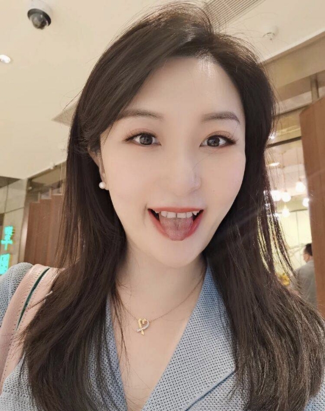 Judy的第三张照片--深圳相亲服务中心