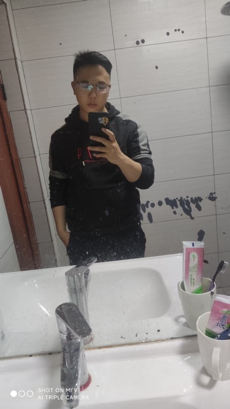 陈三三的第一张照片--深圳相亲服务中心