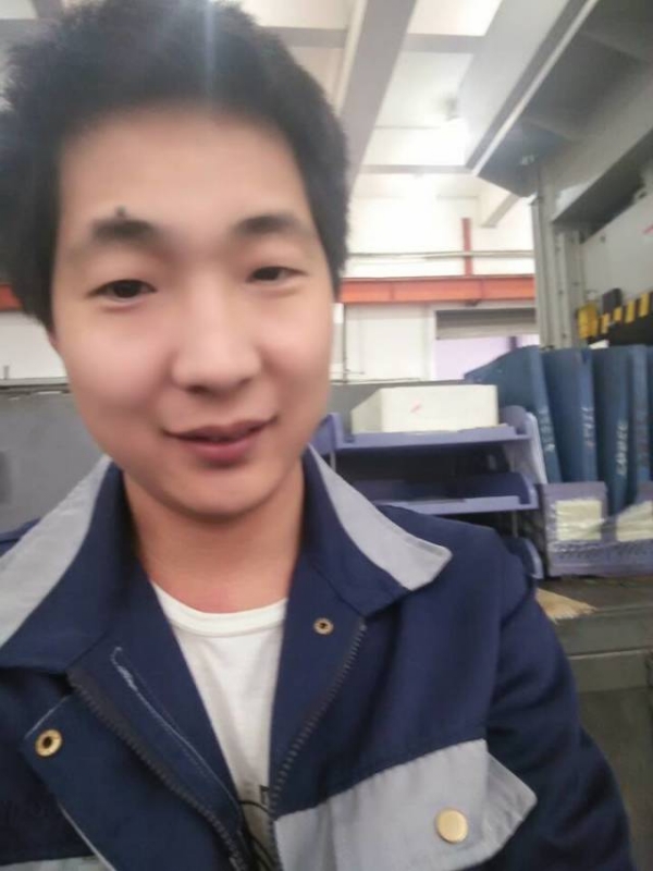 爱是你我的第一张照片--深圳相亲服务中心