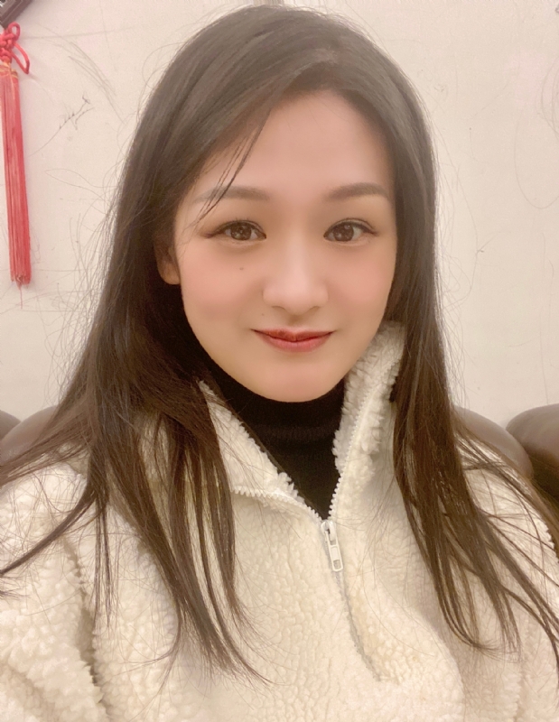 盧盈穎的第二张照片--深圳相亲服务中心