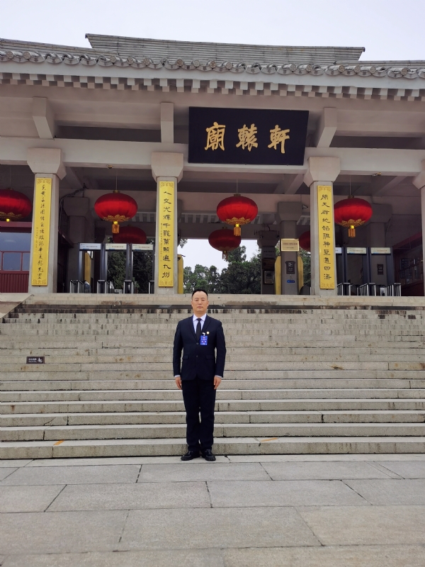 莫待花落空折枝的第二张照片--深圳相亲服务中心