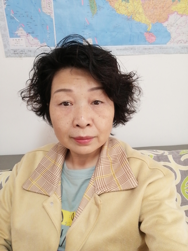 香水百合的第一张照片--深圳相亲服务中心