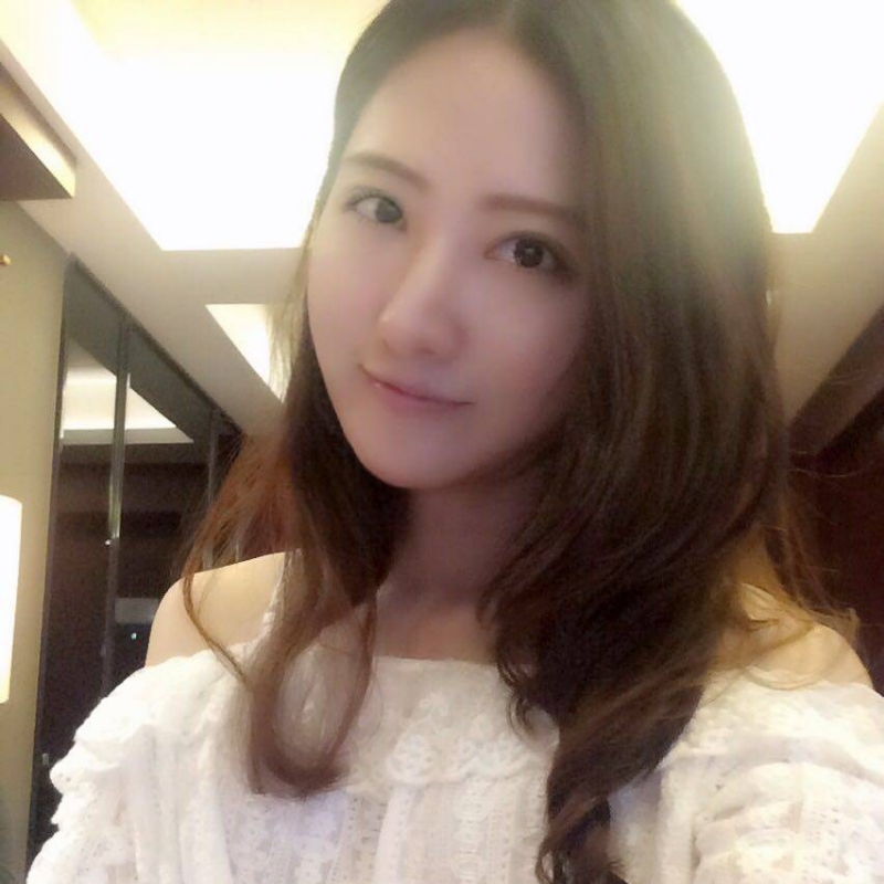 邓思帆的第一张照片--深圳相亲服务中心