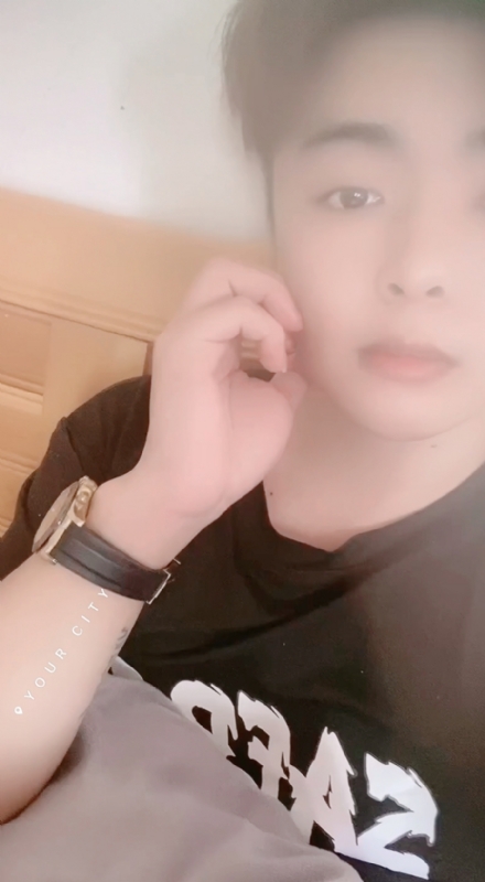 90后的第二张照片--深圳相亲服务中心