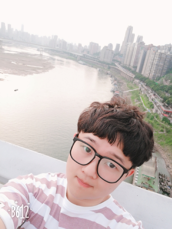 白夜行中人的第一张照片--深圳相亲服务中心