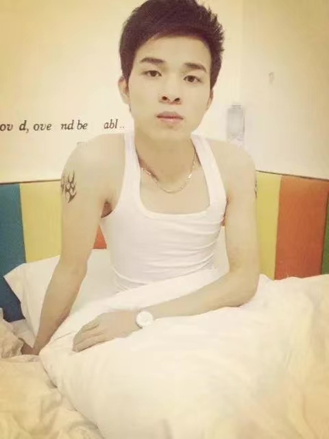 风雨同舟的第一张照片--深圳相亲服务中心