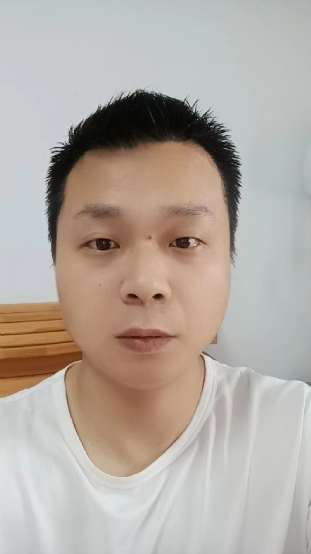 阳光的第一张照片--深圳相亲服务中心