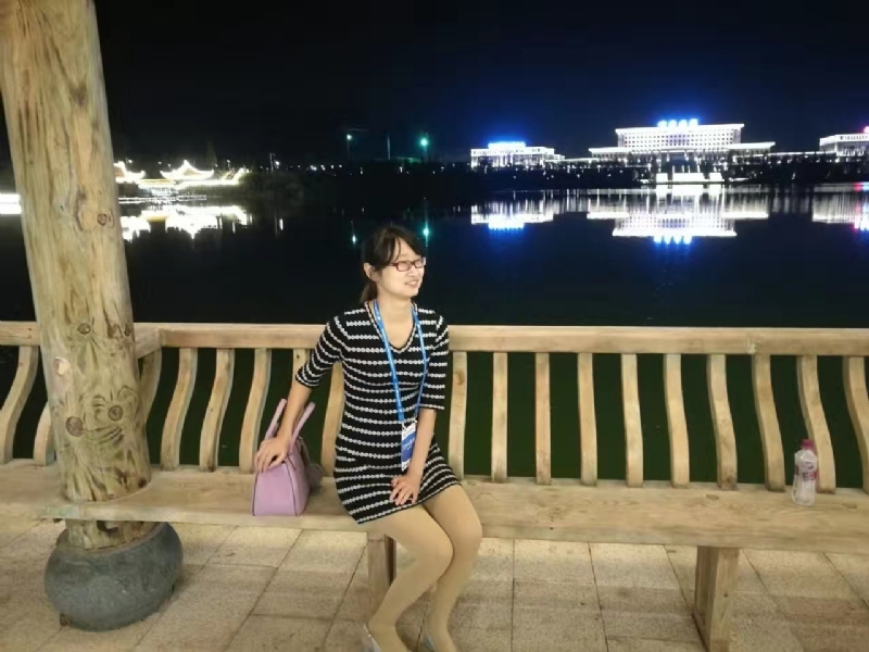 过眼云烟的第五张照片--深圳相亲服务中心