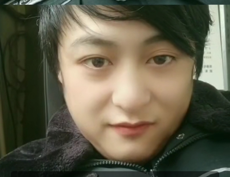 小玮的第一张照片--深圳相亲服务中心