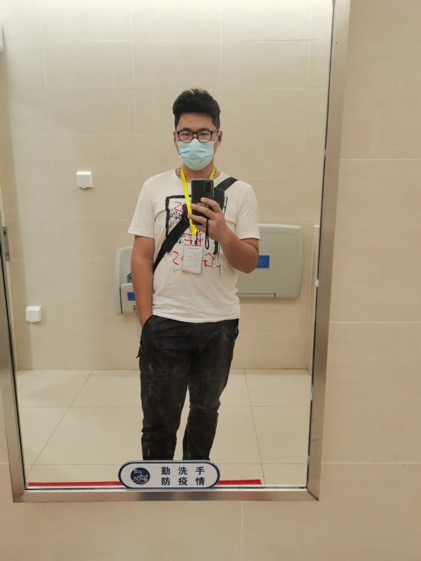 鲮的第一张照片--深圳相亲服务中心